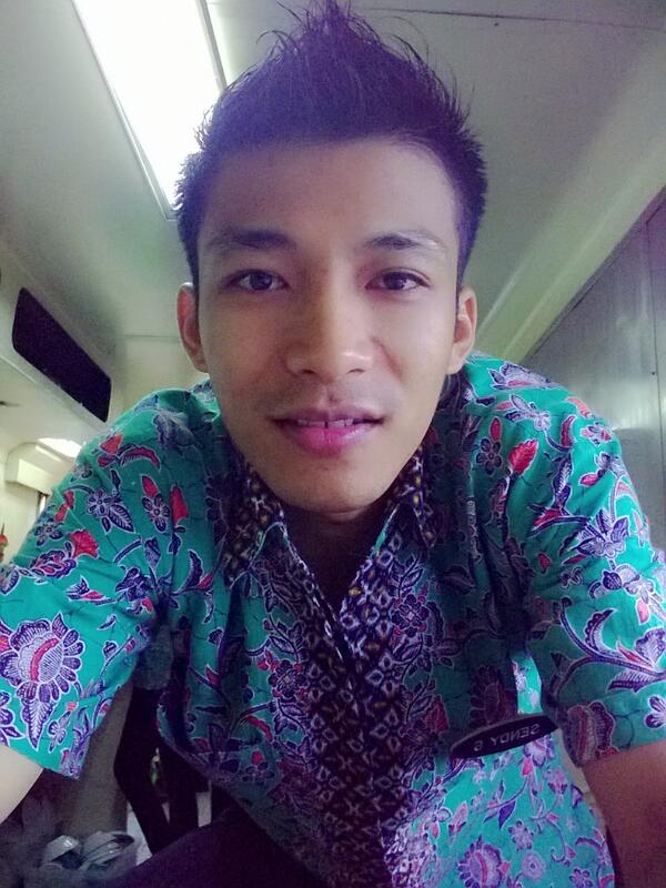 SendySuarsa's tweet photo. Maff sayah bergaya sejenak.😁 http://t.co/3YOcOhebAD