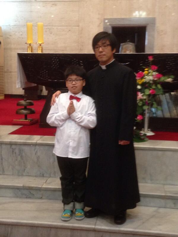 ln2111's tweet photo. @congjee 두꼬���이 복사신청 헐~~1년동안 새벽미사 ㅠㅠ http://t.co/sfOsDqKNRo