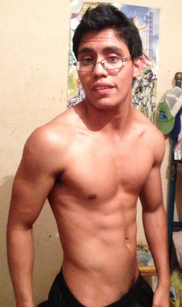 irving_guapo's tweet photo. La pura jugosidad 😏 http://t.co/wF2oEWqFAJ