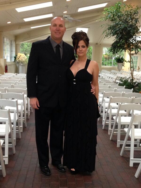 MikePFDuffy's tweet photo. You look beautiful everyday of the week @Chrisy1971 http://t.co/nmIfe0VMUd