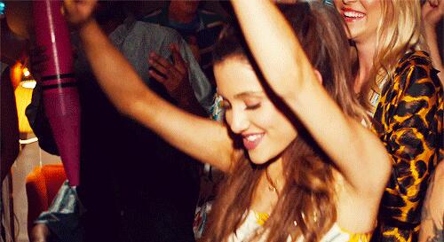 ElenaDrew2's tweet photo. love ,  money , party :$ http://t.co/vKwpEunsu8