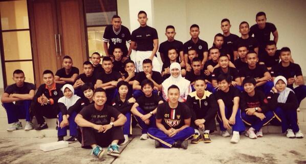 ♥ DAENG (@ammylasmy) on Twitter photo 