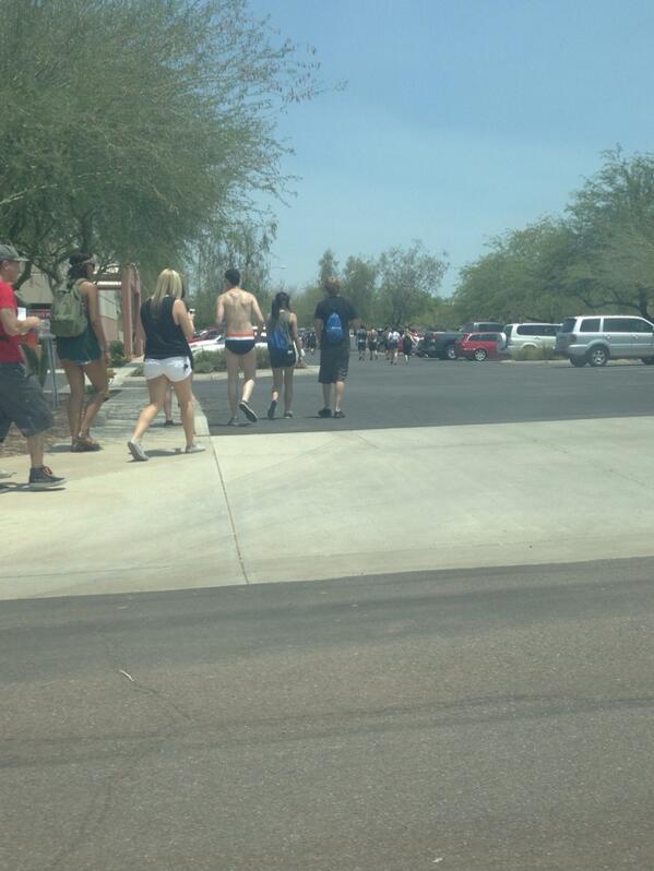 umokveronica's tweet image. #azproblems