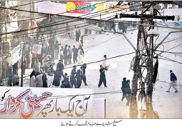 Itsme_Baseer's tweet photo. حُسینیت کے علمبردار حُسینیت کا آفاقی پیغام پھیلاتے ہوئے

#BanShiaProcessions #SecterianMedia #FailedArmy #HumanRights http://t.co/JsY0d68Xsi