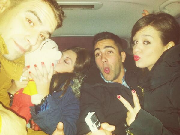 chanadas's tweet photo. @Elenitacervi  @patripeque90 @rigowoufeiz @nandete93 @segosan90 #PATRI ABUELA #juanmi niño  os quiero con locuraaaam http://t.co/pSZ2p481XV