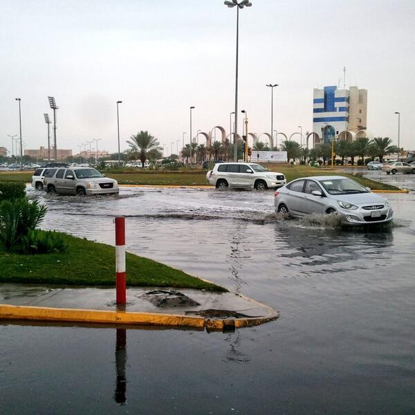 salem205's tweet photo. تصويري امطار الاحساء http://t.co/EmZMQMOjar