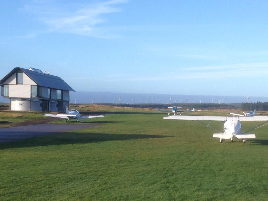 Strathaven Airfield (StrathavenAir) Twitter
