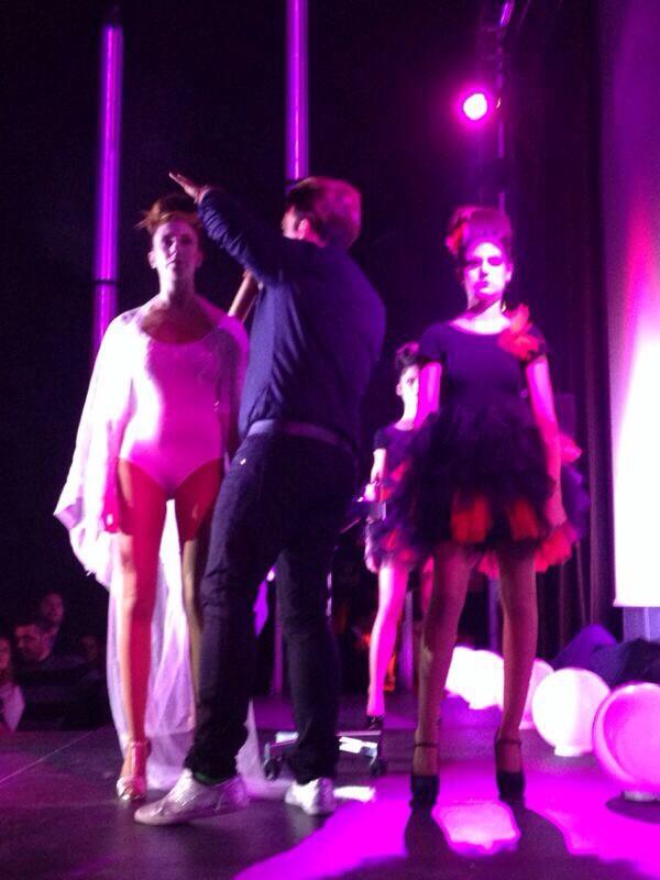 manumarfil's tweet photo. "One Night" @R_Nofuentes @maraminos @CBPacoGutierrez @kin_cosmetics @EXCLUSIVASLADYS http://t.co/jaiMsZa6WR