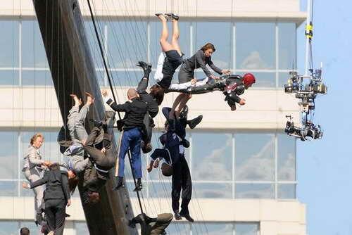 BehindCam's tweet image. Behind the scenes of "Iron Man 3".