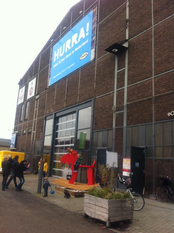 kneplus's tweet image. @ikea_delft Te gek! onze hobbeleland staat in Adam. Ekorre on tour. #ikea #ekorre