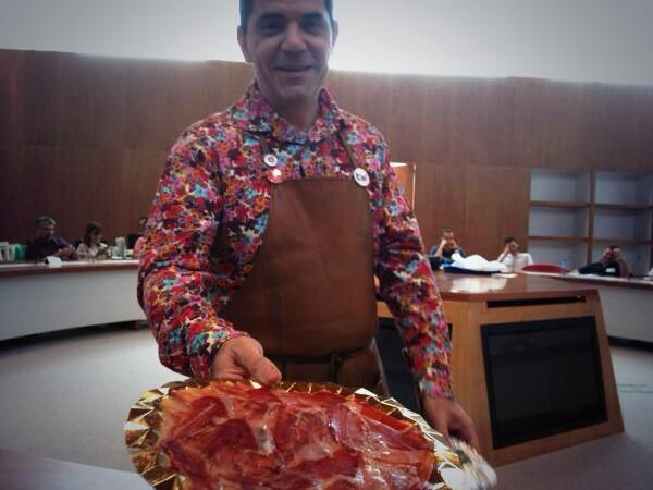 LaJamoneria's tweet image. Mira @david_bonilla: en #aos2012 hice demo de mi &quot;OtogamiParticular&quot; tras mi charla a informáticos ;-P