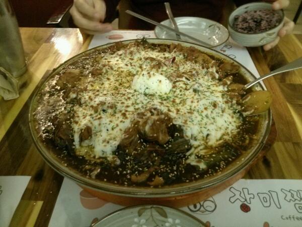 _hjk's tweet photo. 장미찜닭♥♥ http://t.co/mxEZcMz3Mt