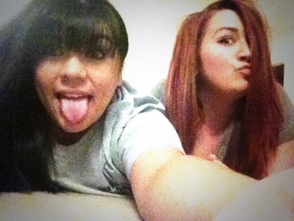 meggocran's tweet photo. @kayleeambr_ my roommate is better than yours! #drinkingbuddies #hoesbeforebros #sillywilly http://t.co/ioJ386Ji9t