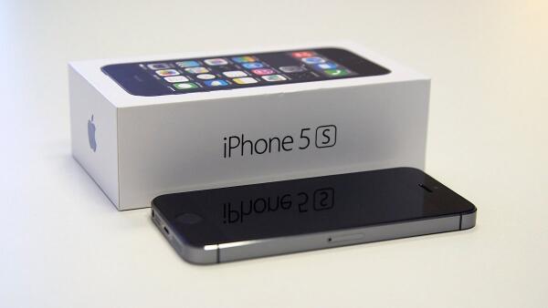SorteosApple5s's tweet photo. Sorteo Iphone 5s Negro 32Gb.  Sígue a @HQ_Futbol y haz RT  para participar  http://t.co/ZzUopdbB6k
