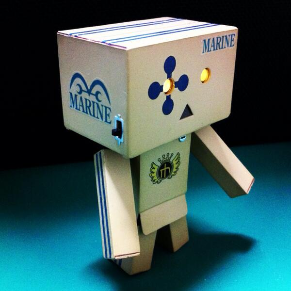 パラケル Noak725 ですよね ワンフェスのミニとチケットダンボー以外は持ってるので 集めたい気持ちは山々ですが っ Beamsコラボがやっぱり好きですねー 後 透明シールで作って貼った 自作の海軍 ワンピース ダンボーが好きですw Http T Co