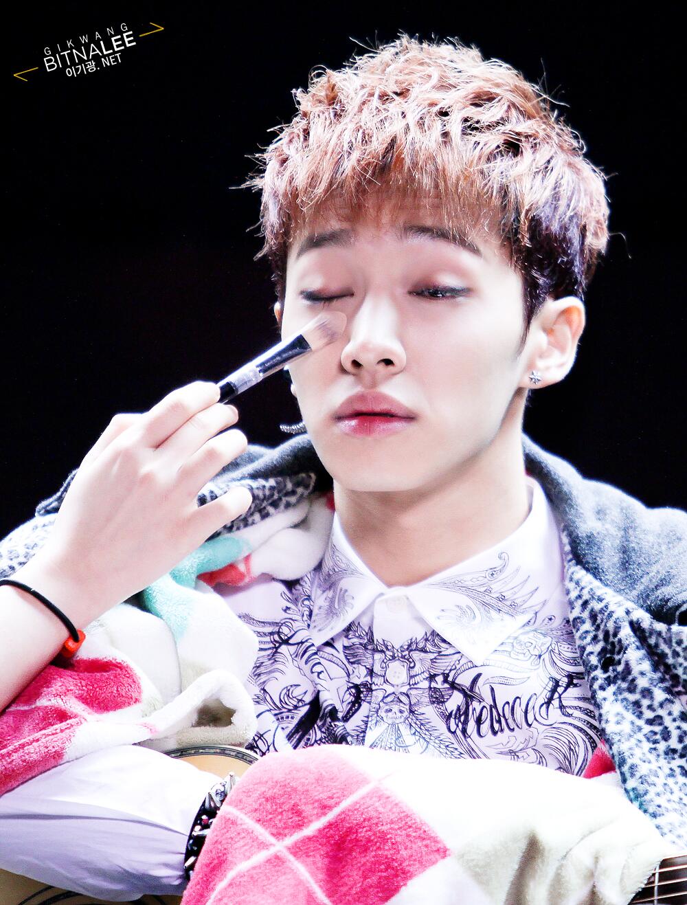 BZSDItsCIAEVWoS.jpg:large