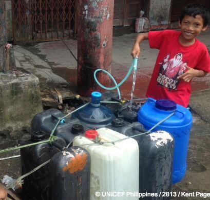 UNICEF's tweet photo. The water supply in #Haiyan-devastated #Tacloban has now been restored. 30k water points now working #YolandaPH http://t.co/3HZ5i1pvBU