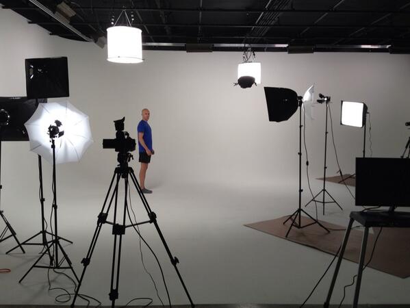 _tamarathompson's tweet image. #HomeExerciseProgram #filming
