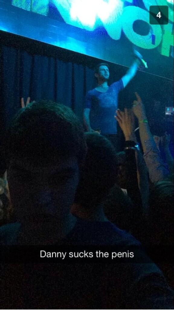 TimmyPerry54's tweet photo. @DJDannyHoward what's your snap chat name, tried to send you this last night but couldn't find you..... #lush http://t.co/95uKCfGKFm