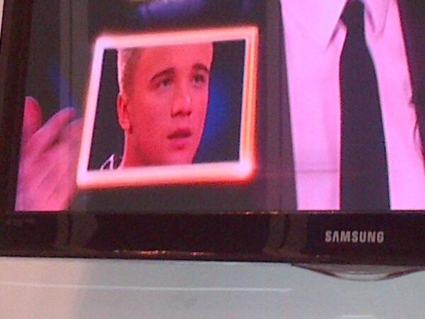 @tomclayton31. What you doing of Xfactor you