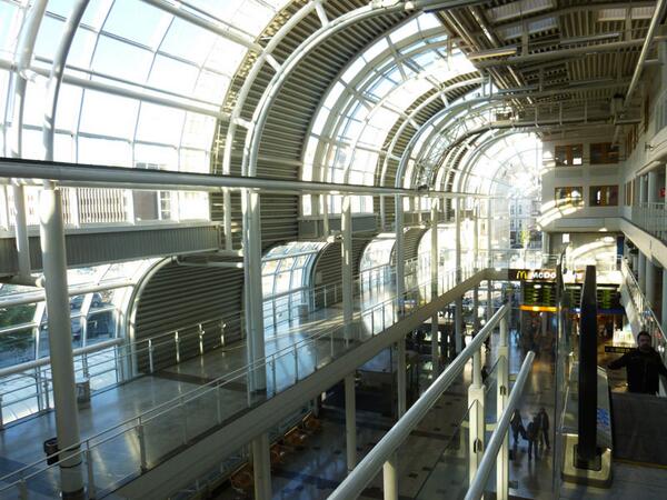 therebytrain's tweet photo. Connecting from train to ferry at #Helsingborg station couldn't be easier, and in bad weather you'll stay dry! http://t.co/vzTKuUfkRi