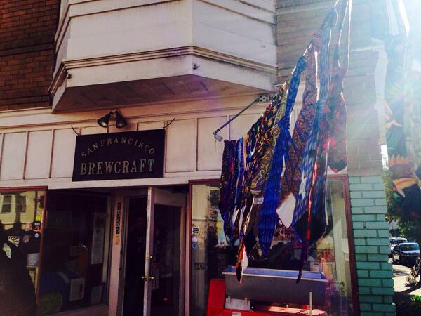 BrewLabSF's tweet image. Griz wore a tie to work every day