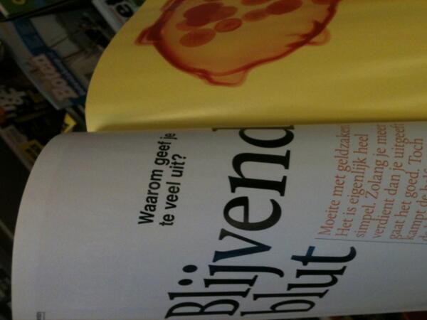 MarijnVorst's tweet photo. Blijvend blut is een artikel dat gaat over ons koopgedrag. Waarom blijven we zoveel uitgeven? #AvdW http://t.co/tMzXdGeOiy