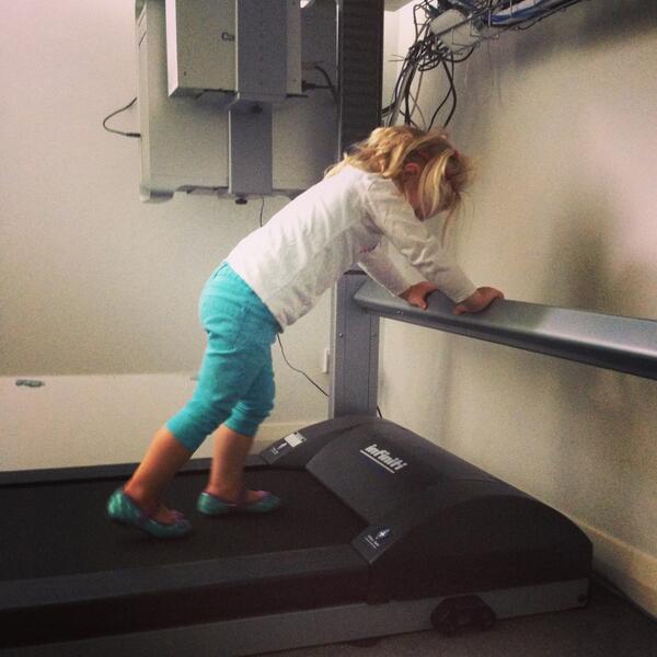 ridgefilms's tweet image. @Infinitifitoz That's actually point 6km/h so less than 1km/h. She's not a marathon runner. My mistake!