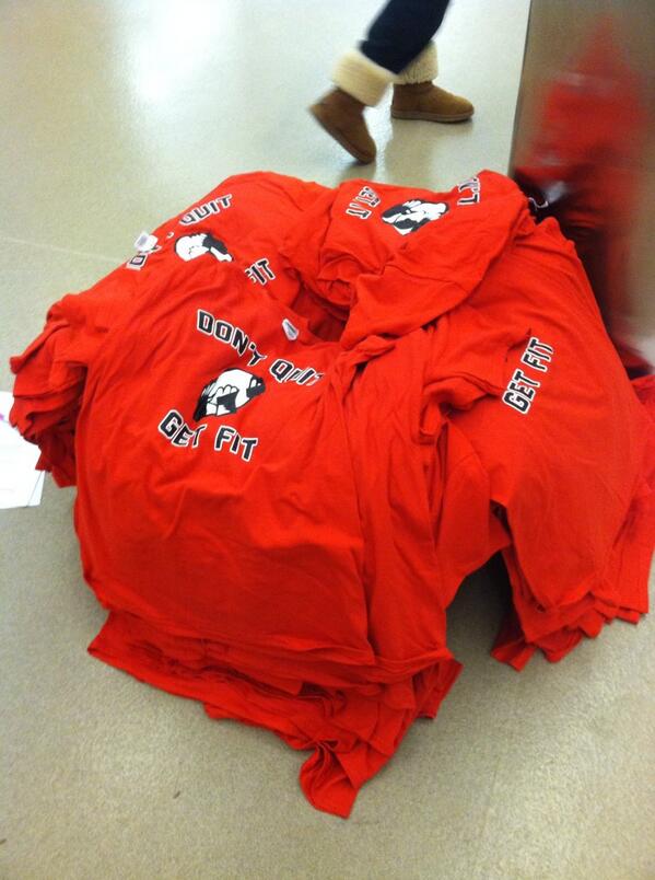 SERC_OUT's tweet image. Participants Come get your shirts before 730pm at the serc!