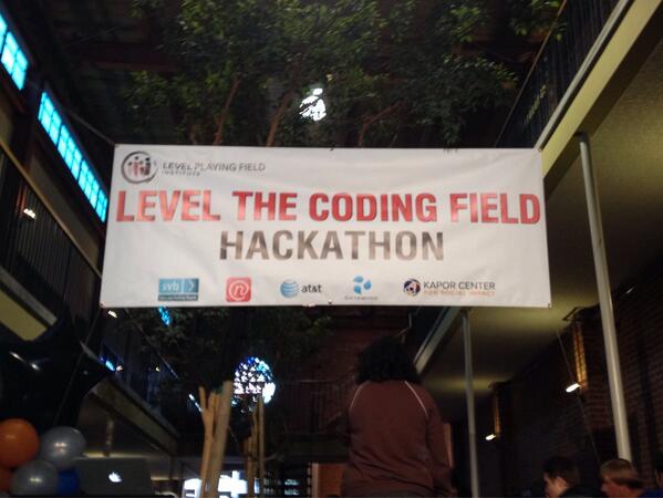 engijen's tweet image. The judge&apos;s view! #levelthecodingfield let the pitches begin!!!