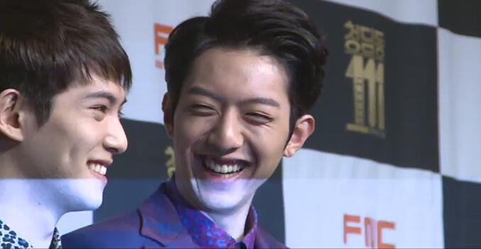 埋め込み画像への固定リンク