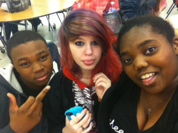 boylovers's tweet photo. me my bae's jr and amber http://t.co/Nhm6eLDJUO