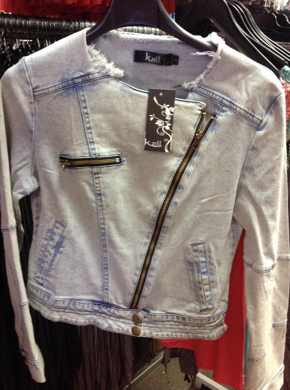 NicciBoutiques's tweet image. #DenimEssential - faded #motojacket at all #NICCI stores. The perfect piece for throwing over a Summer dress.