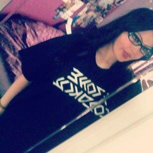 Evanya Parker, supporting that world famous band: ENOST LLIK DLOC! #Heavymetal