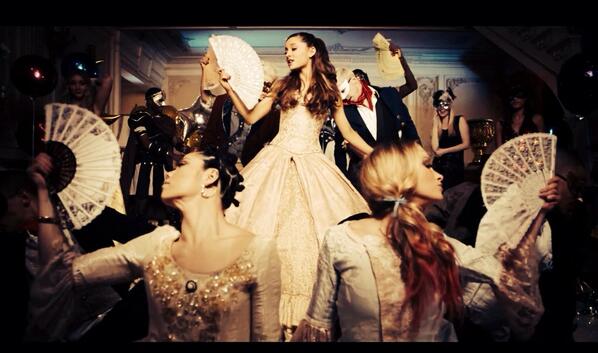 mackenziexlove's tweet photo. Check out the amazing #righttherevideo @ArianaGrande WISH YOU COULD WIN THE AMERICAN MUSIC AWARDS THIS YEAR!!! http://t.co/sMH7CEeMrk