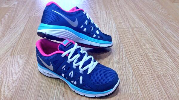 astorga49's tweet photo. Nueva Nike Dual Fusión2 mujer. http://t.co/OboIipUjNW