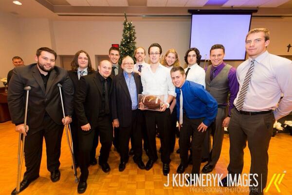 jkols11's tweet photo. The crew! http://t.co/hkOKJqh2o4