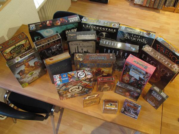 Nach und nach ;) treffen bei uns die Messeneuheiten aus Essen ein: tabletop-berlin.de/Portal/index.p…