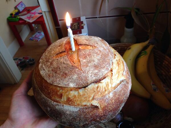 MakingLoaf tweet picture