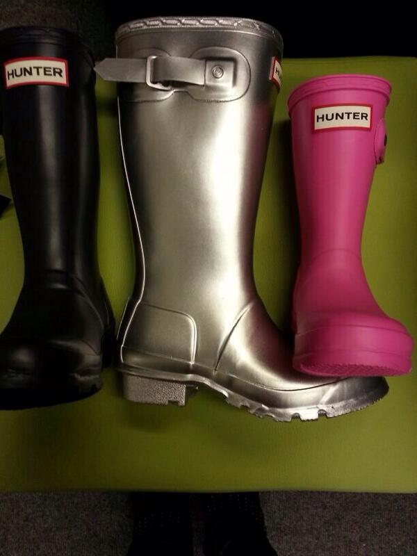 alnavitweets's tweet image. Check out the hottest bestsellers for @HunterBoots this season so far! Which one&apos;s your favourite? http://t.co/0zKRd7AkHf