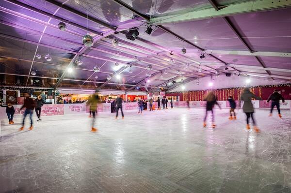 Calling all Manchester students! The #SelfTrafford Ice Rink is now open. Book now smarturl.it/Ice-Skating