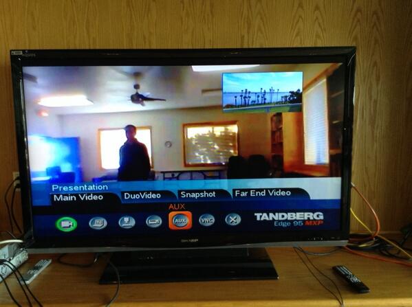 IndigenousEDU's tweet photo. Welcome to #starschool in Arizona - just tuned in for the #maven launch at #ksc for #nativemars http://t.co/MarxlV7BIY