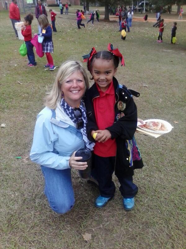 MissAinMe's tweet photo. My baby girl and her kindergarten teacher Mrs.Jones!!! #tooschoolforcool#stolejacket #ily#mybbg http://t.co/0WmAgKN5ms