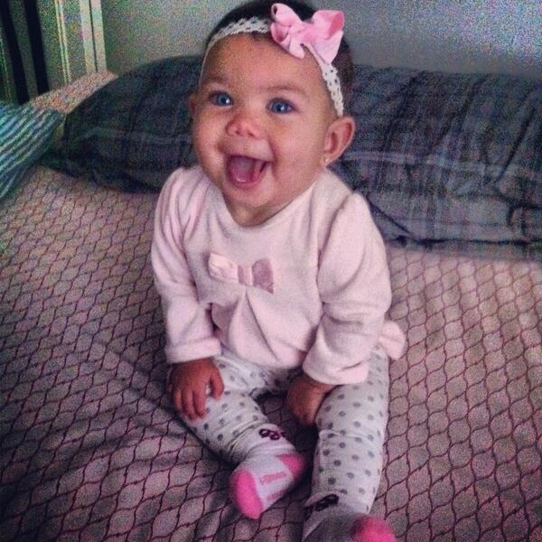 _girly's tweet photo. My Tinkie 🎀 http://t.co/sBwssImTYT