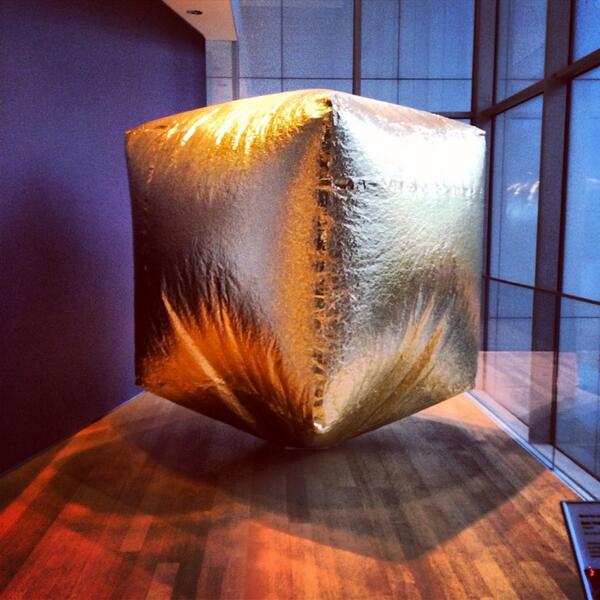 katestrykermcm's tweet image. Also at #AppliedDesign: #BasicHouse provides shelter... &amp;amp; fits in a pocket! smrt.io/wnleA4 @MuseumModernArt