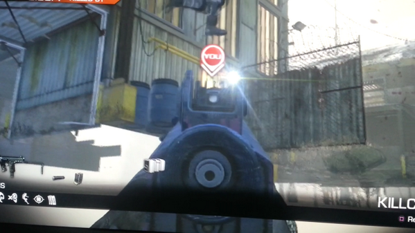 MMB_Clan's tweet photo. @InfinityWard  @InfinityWardPS3 games been out what 3weeks and ppl able to hack/glitch already! Guys fix this please http://t.co/QkgdYvibCv