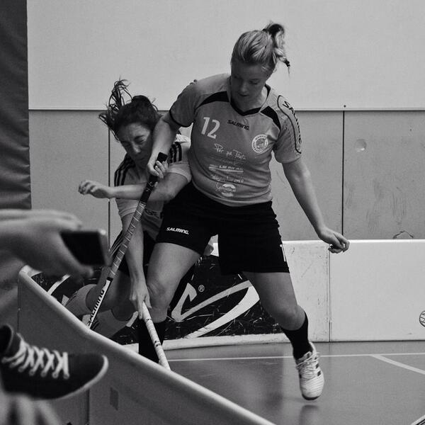 Sara D vill inte att vi misstar henne för boll på planen så hon gjorde sista matchen mot Endre. #små #på #väg