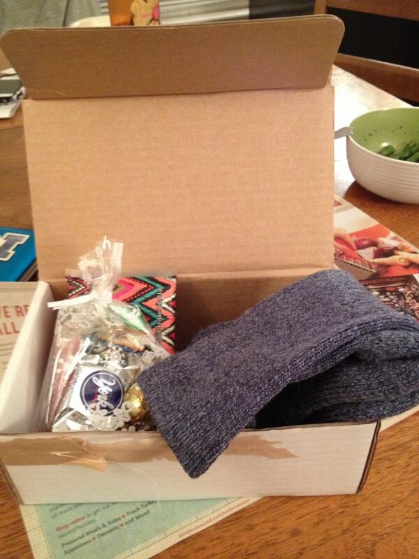 kelleylanglois's tweet image. I love subscription boxes #doteable #winterbundle