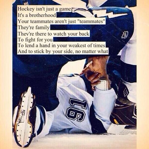 AngieMarie020's tweet photo. Retweet if you agree. #Hockey http://t.co/oeqXTg8qs4