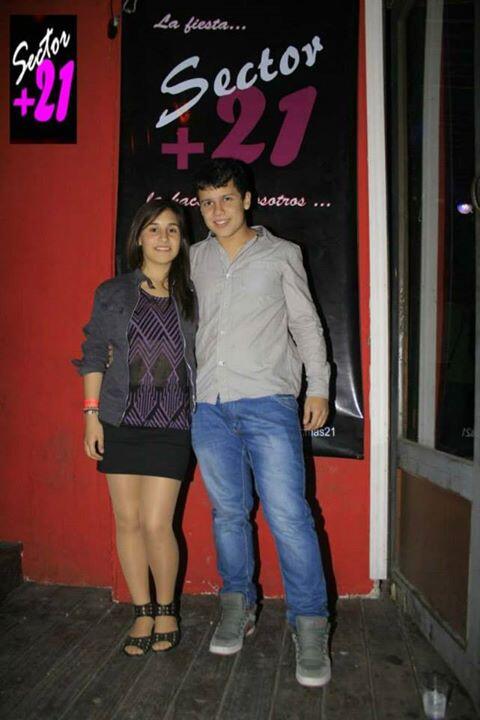 LilianaFerr's tweet photo. @ElDani95 http://t.co/wdA7IzHT3h